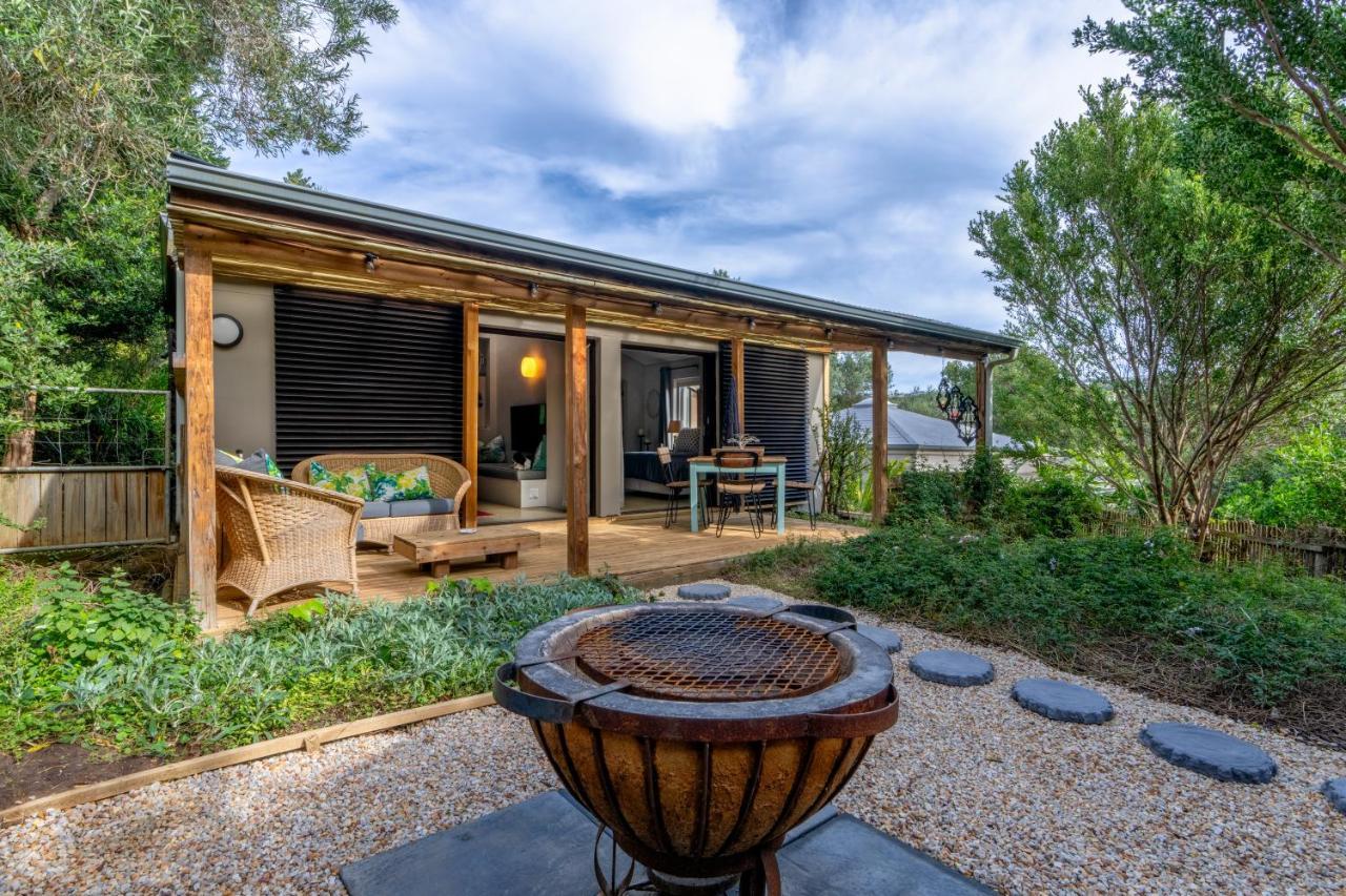 Treebia Self-Catering - Loadshedding Free Lägenhet Plettenberg Bay Exteriör bild