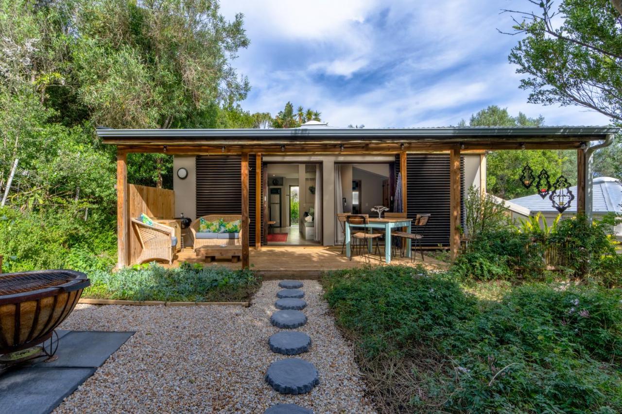 Treebia Self-Catering - Loadshedding Free Lägenhet Plettenberg Bay Exteriör bild