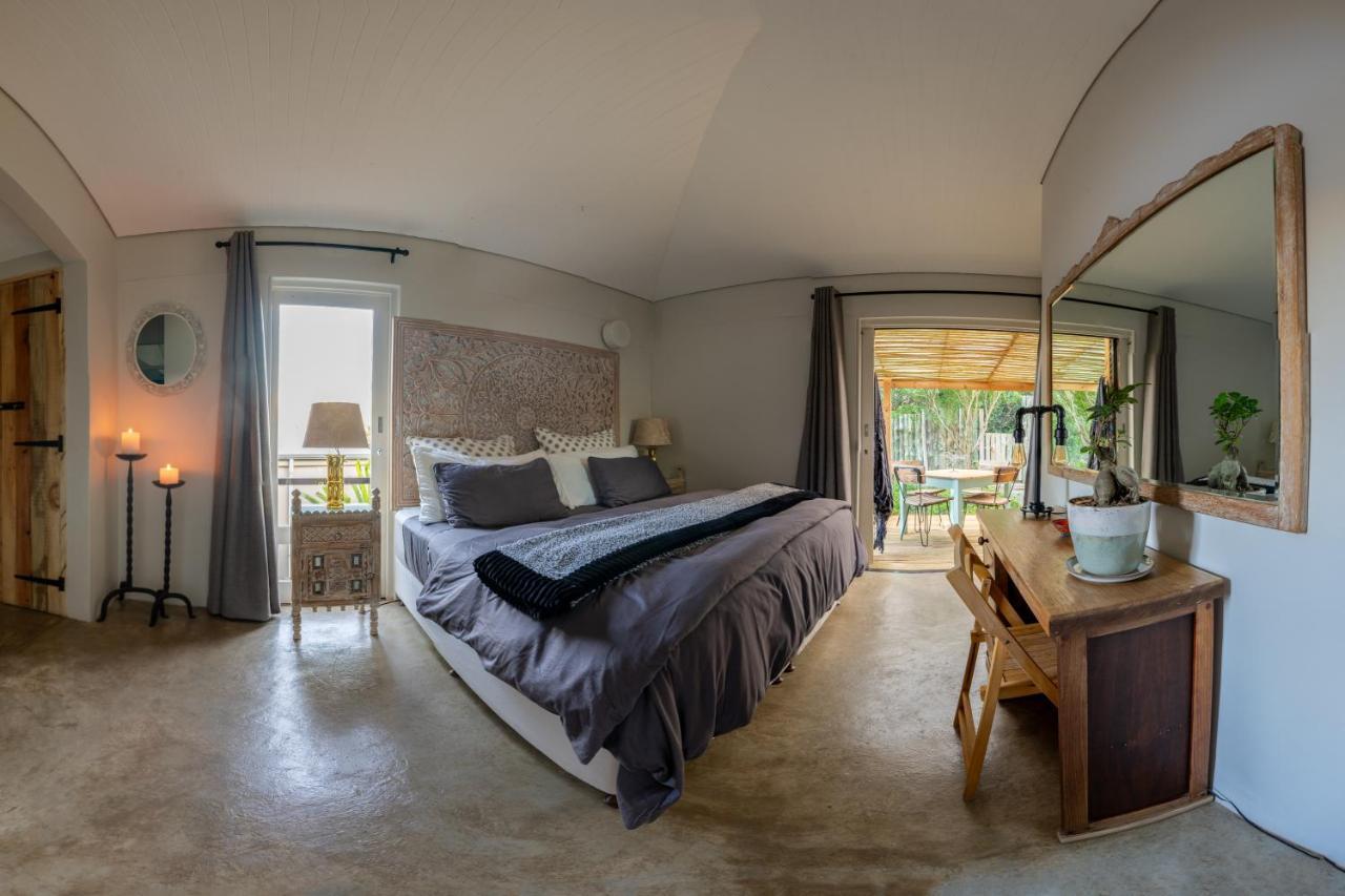 Treebia Self-Catering - Loadshedding Free Lägenhet Plettenberg Bay Exteriör bild