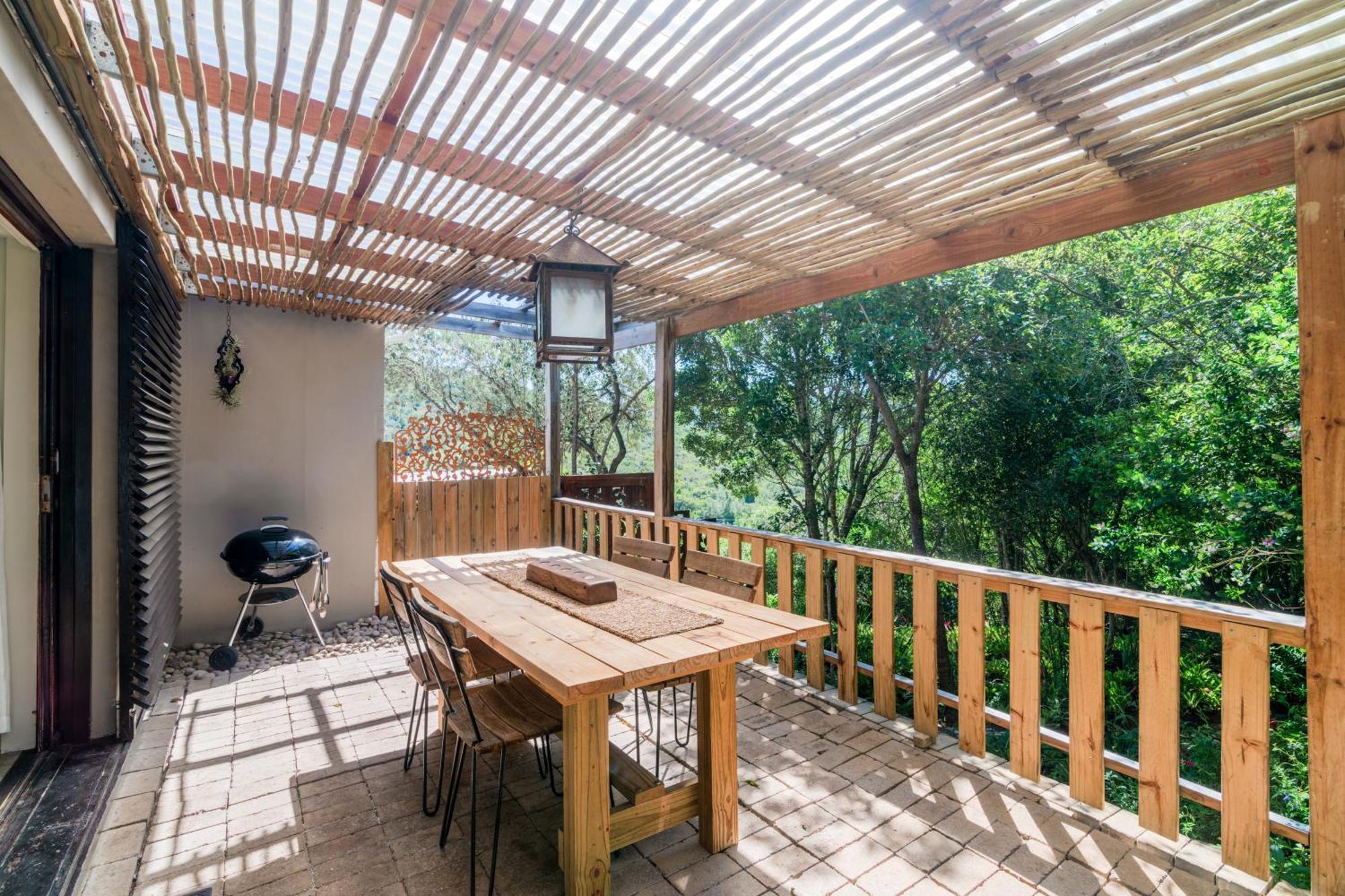 Treebia Self-Catering - Loadshedding Free Lägenhet Plettenberg Bay Exteriör bild